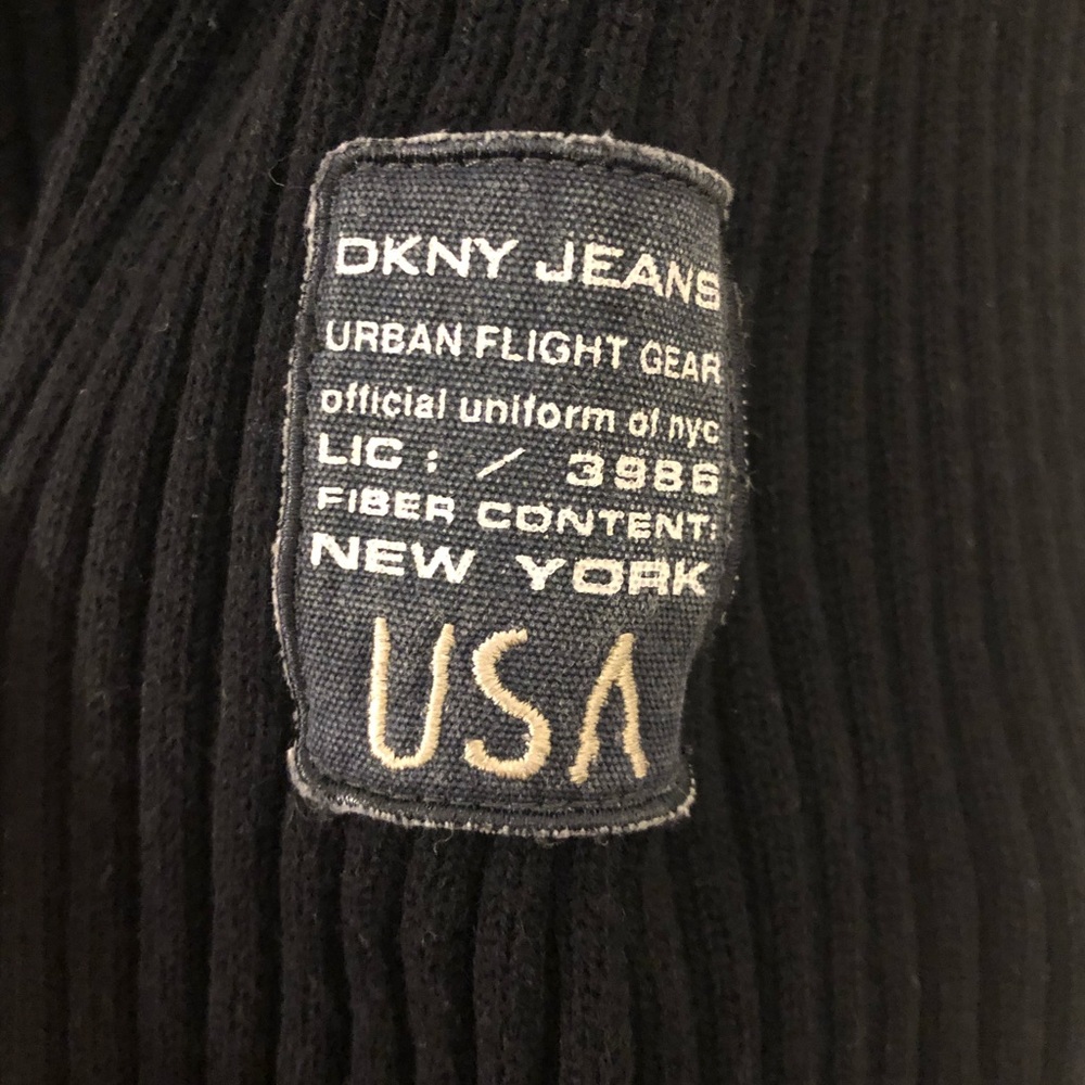 Dkny // Jeans Pullover Button Neckline - image 4